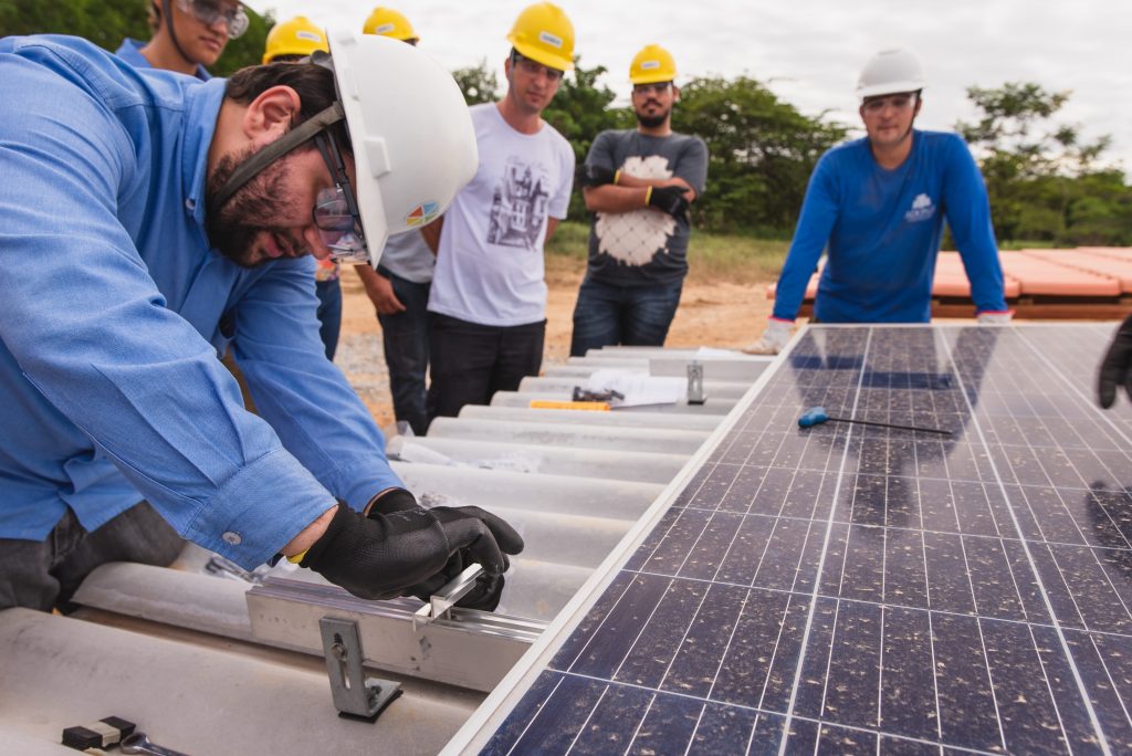 Mitigação de risco no portfólio de comercialização de energia - Aliança Energia