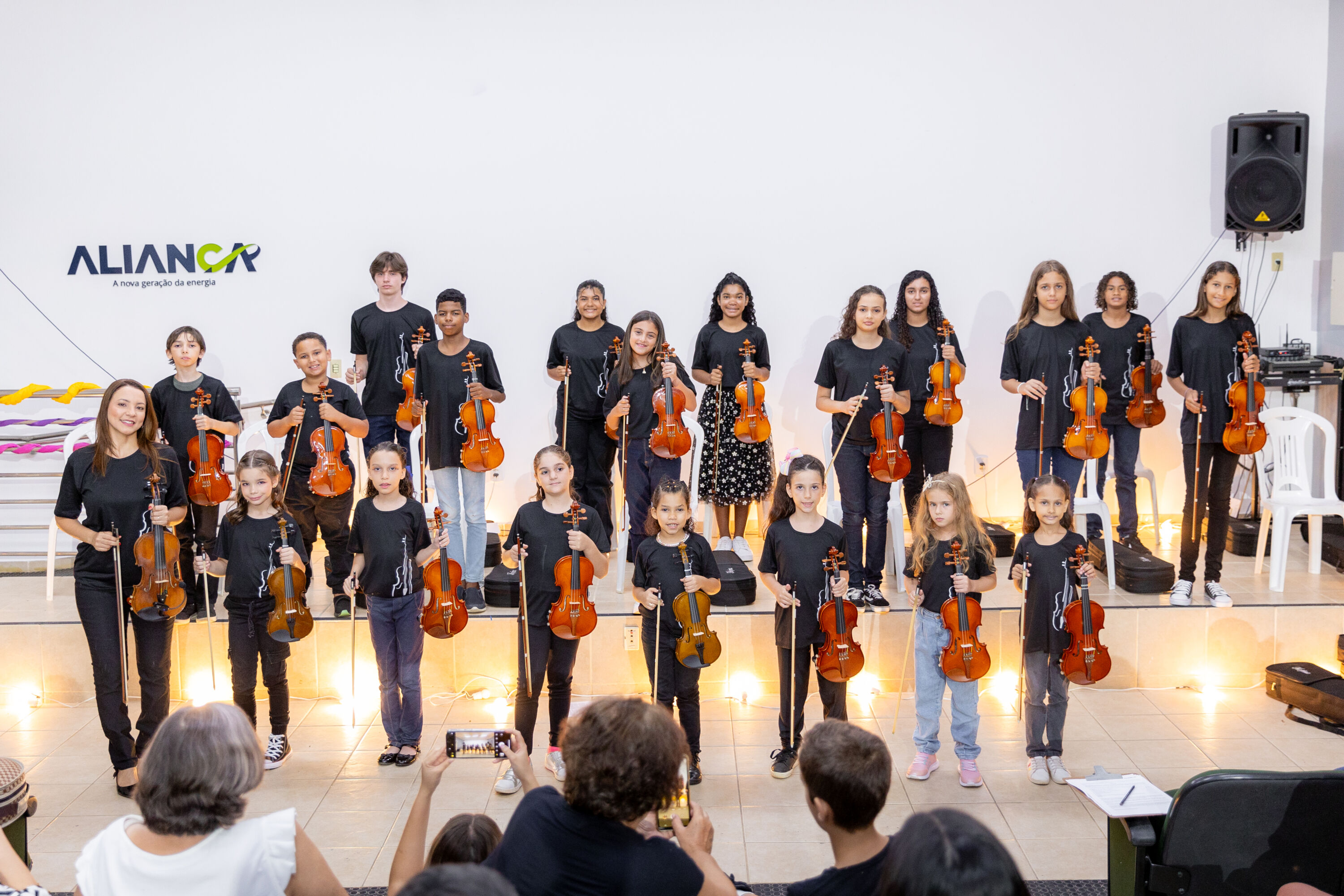 Recital de violino no Parque Botânico Aliança marca o encerramento do primeiro ciclo das aulas de musicalização - Aliança Energia