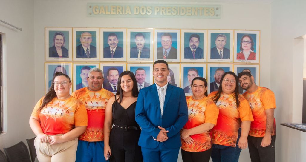 Capa Canoa Veloz