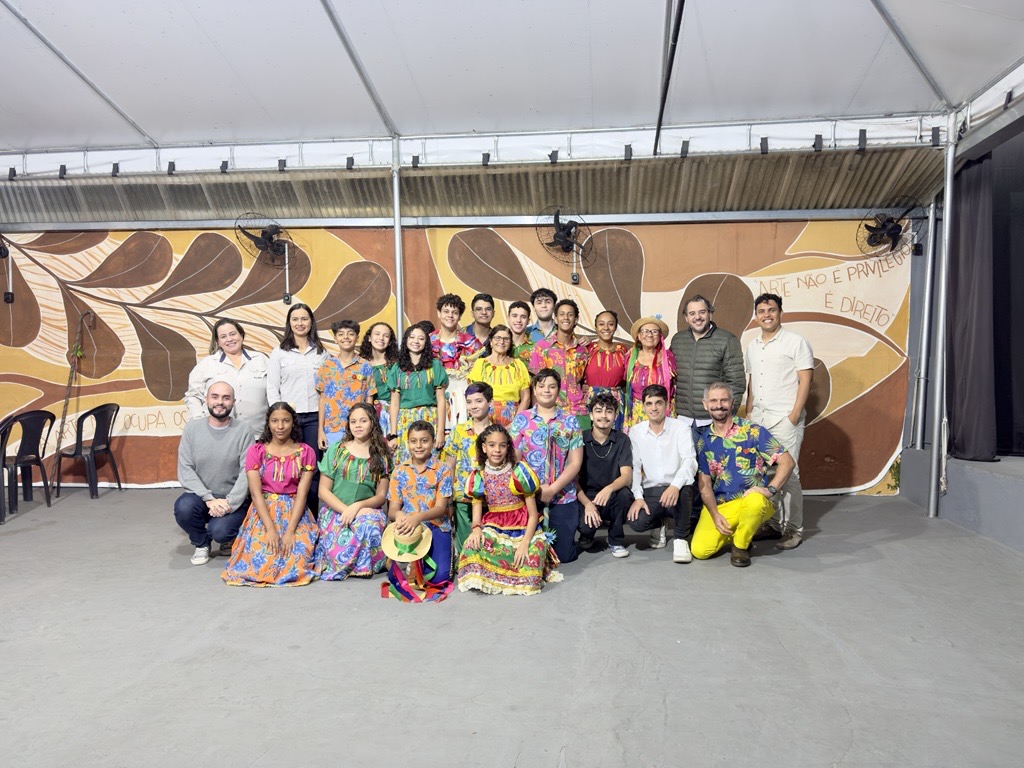Com patrocínio da Aliança, Orquestra Ouro Preto leva show “Lendas do Rock” a Perdões e reúne mais de 4 mil pessoas - Aliança Energia Com patrocínio da Aliança, Orquestra Ouro Preto leva show “Lendas do Rock” a Perdões e reúne mais de 4 mil pessoas - Aliança Energia