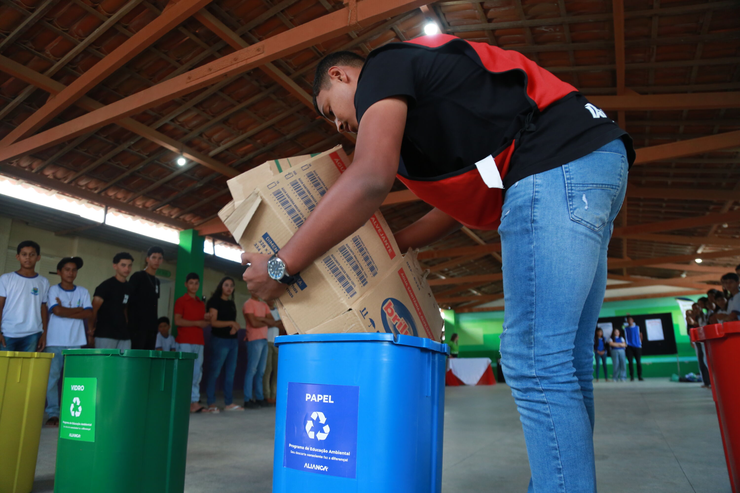Aliança promove gincana em escola de São Vicente e incentiva a consciência ambiental - Aliança Energia Aliança promove gincana em escola de São Vicente e incentiva a consciência ambiental - Aliança Energia
