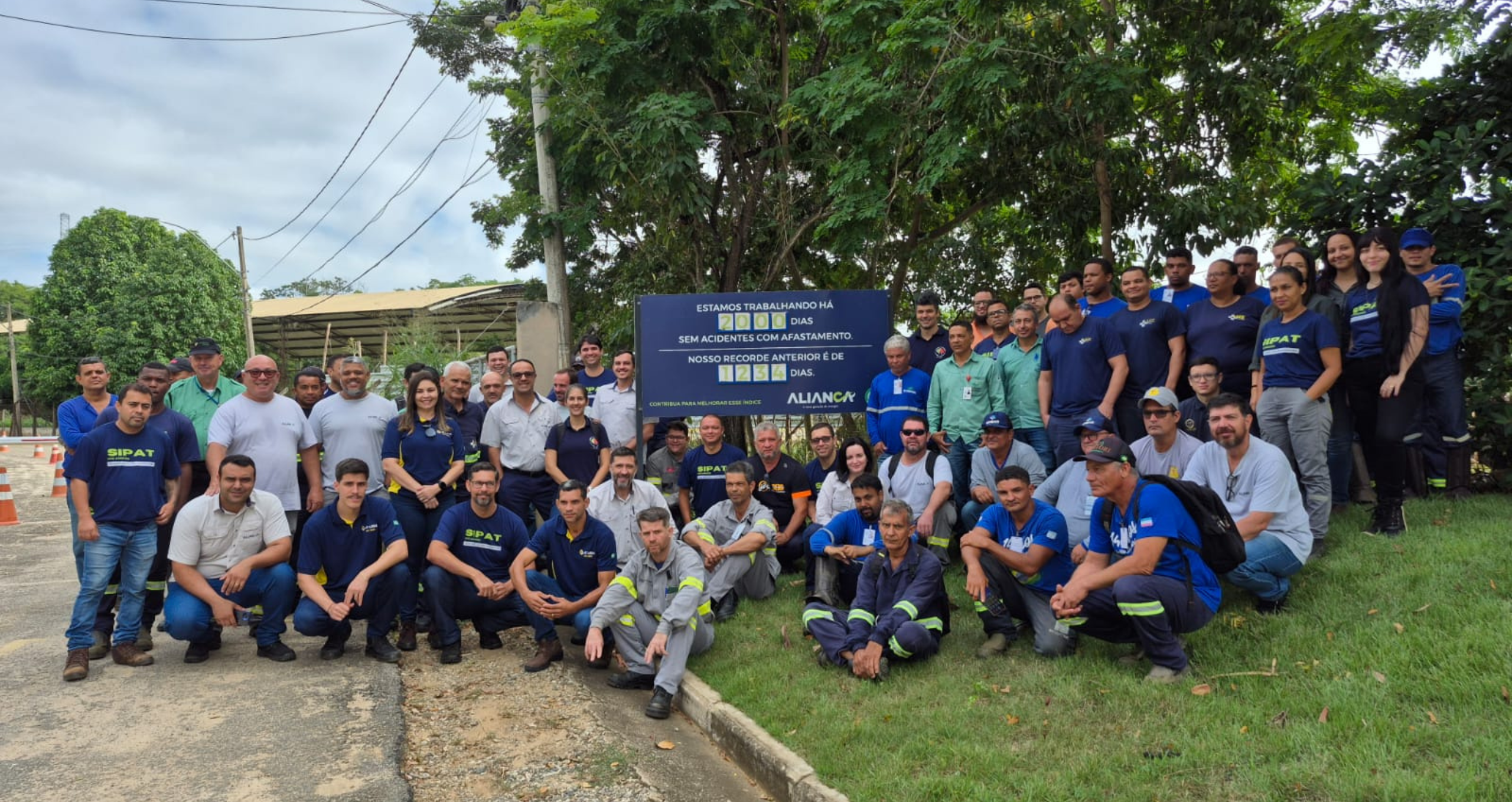 Capa 2000 dias sem adidentes UHE Aimorés