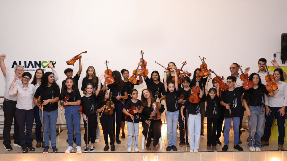 Capa Recital Violino Aimores